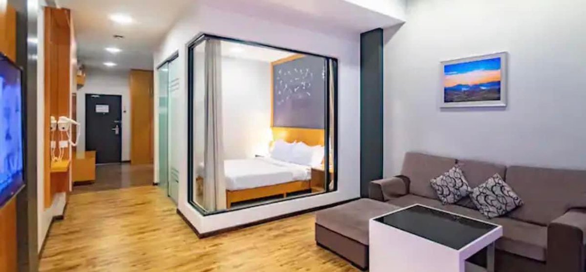 JalanCutiSantai's tweet photo. Tempat utk stay yg best dkt cameron Highlands ialah Nova Highlands Resort and residence.

Range harga untuk 1 malam dalam sekitar Rm180.Yg best ada ruang tamu, dapur kecil dan beranda boleh tgk pemandangan luar.

Nova Highlands Resort and residence
📍￼Jalan Aranda Nova,brinchang https://t.co/fbNHj7B69W