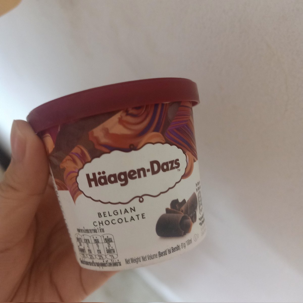 vIeugels's tweet photo. Ice cream date! https://t.co/1KMfFuSEvM