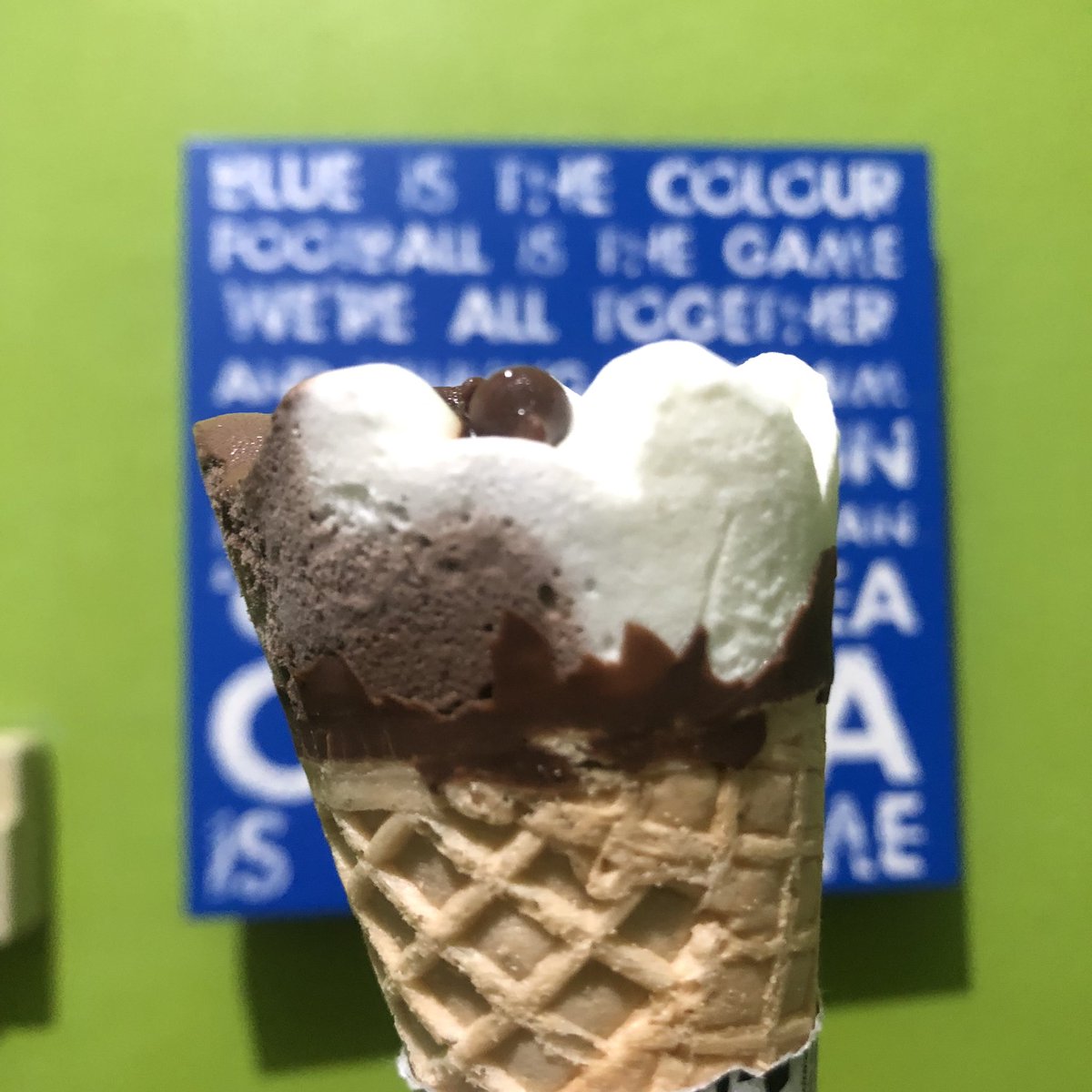 vIeugels's tweet photo. Ice cream date! https://t.co/1KMfFuSEvM