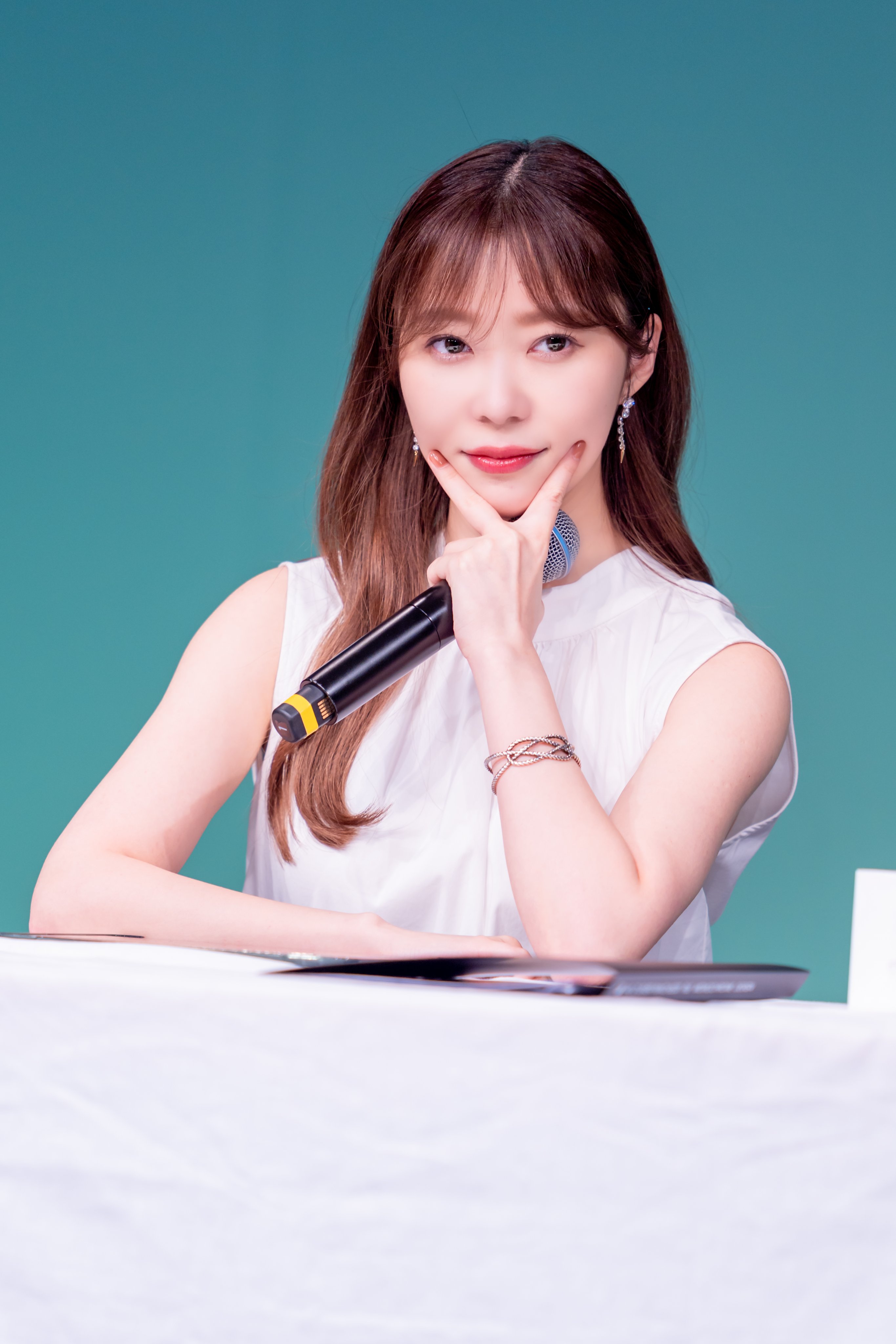 指原莉乃 公式ファンクラブ club345 限定パーカー Lサイズ 新品未使用 Amazon.co.jp: 指原莉乃 ファンクラブ club345 生写真 D ver