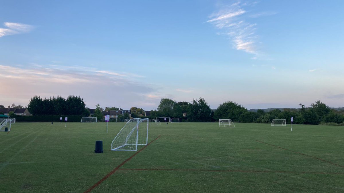 𝖧𝖤𝖬𝖤𝖫 𝖧𝖤𝖬𝖯𝖲𝖳𝖤𝖠𝖣 𝖳𝖮𝖶𝖭 𝖸𝖮𝖴𝖳𝖧 tweet media