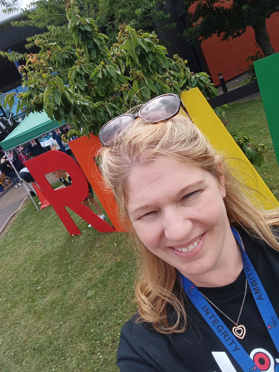 RawcliffeMrs's tweet image. A fabulous day @UnityBlackpool A real buzz around reading and storytelling. Amazement on the children's faces as they met real life authors and could choose new books. @RocksUnity