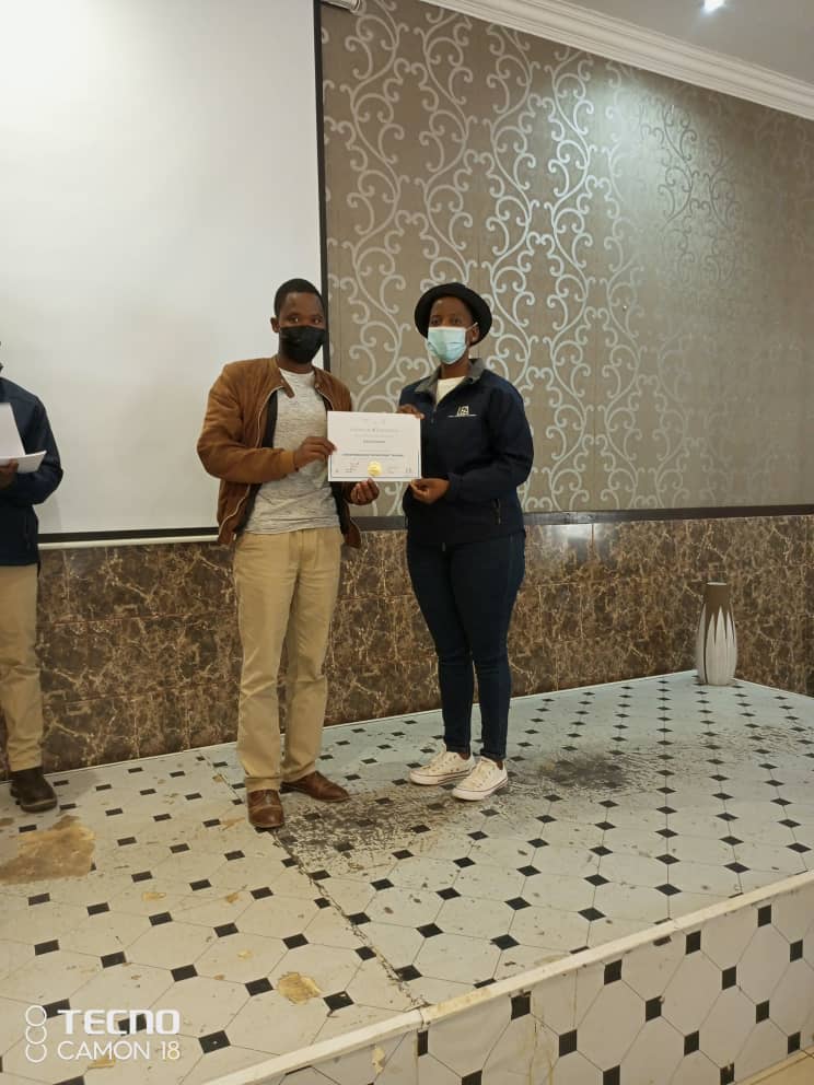 tebogobasuti's tweet photo. It was a great week from the 20th-24th June with @Botsa_LEA moderators, Victor Ramarinana, Justice Majaha and Selebi-Phikwe branch team. Entrepreneurship Development Training seminar went well. #LEA #Entrepreneurship #pushBW https://t.co/fmgpzybCaU