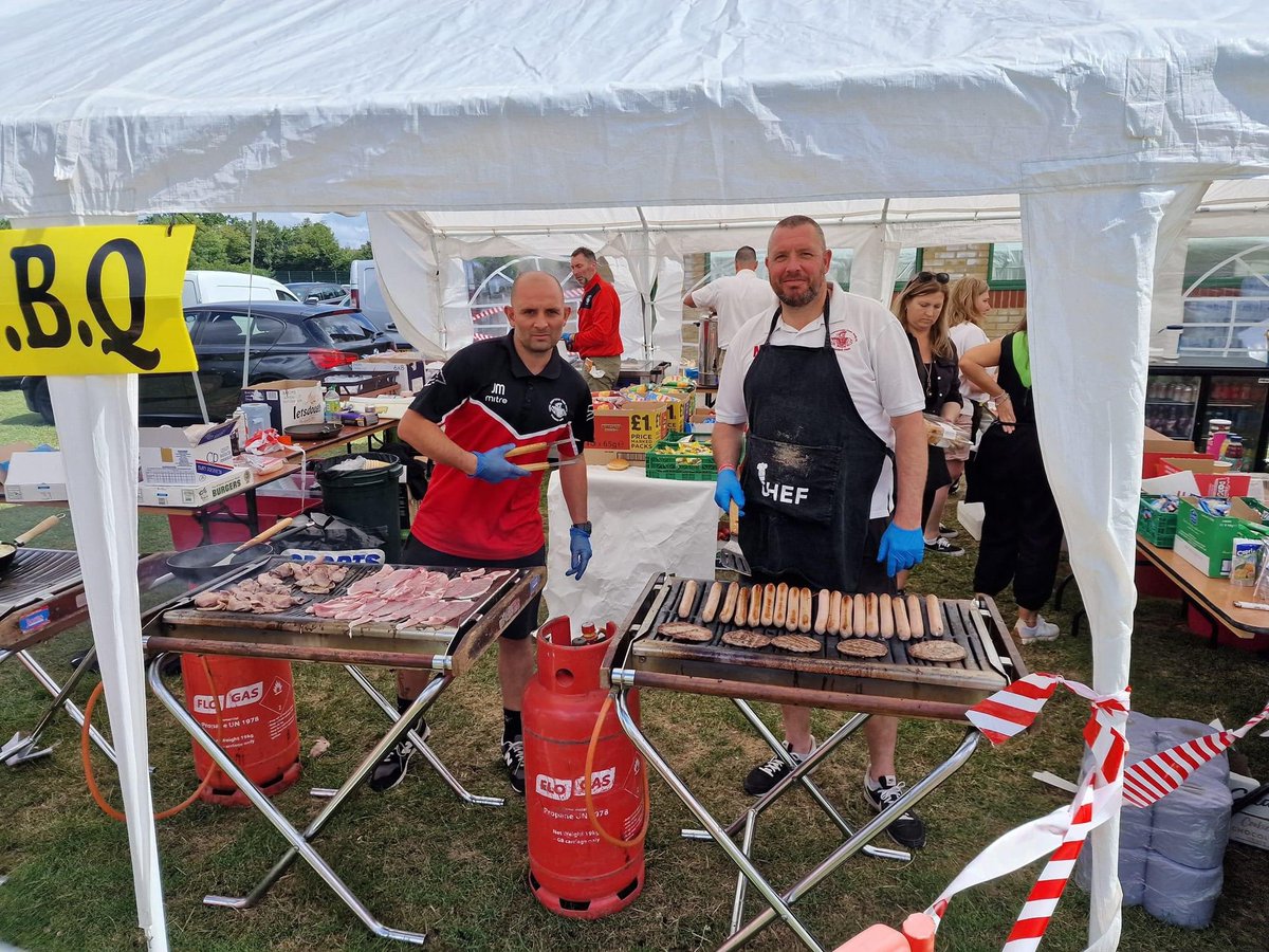 𝖧𝖤𝖬𝖤𝖫 𝖧𝖤𝖬𝖯𝖲𝖳𝖤𝖠𝖣 𝖳𝖮𝖶𝖭 𝖸𝖮𝖴𝖳𝖧 tweet media