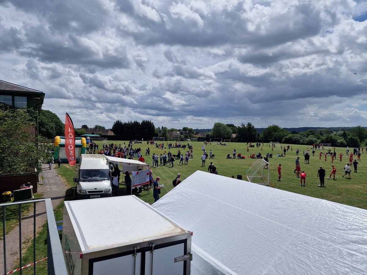 𝖧𝖤𝖬𝖤𝖫 𝖧𝖤𝖬𝖯𝖲𝖳𝖤𝖠𝖣 𝖳𝖮𝖶𝖭 𝖸𝖮𝖴𝖳𝖧 tweet media