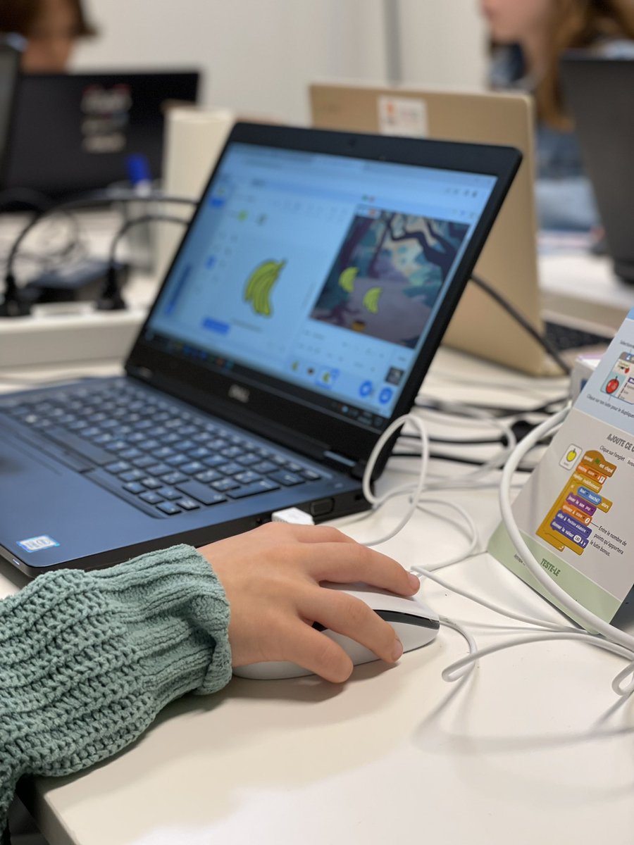 lisalombardibe's tweet image. #CoderDojo le retour! Avec la présence en force des girls, 5 sur 7 aujourd’hui! 💪👩🏻‍💻🚀
@CoderDojoBe @CoderDojo @digitalwallonia @scratch #coolgirlscode