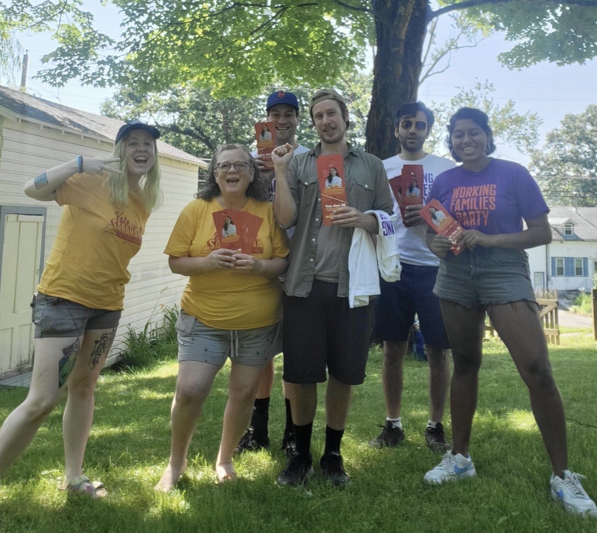 mhvdsa's tweet photo. Marvelous #Marbletown ready to #GOTVforSarahana https://t.co/fElQ3gaaAZ