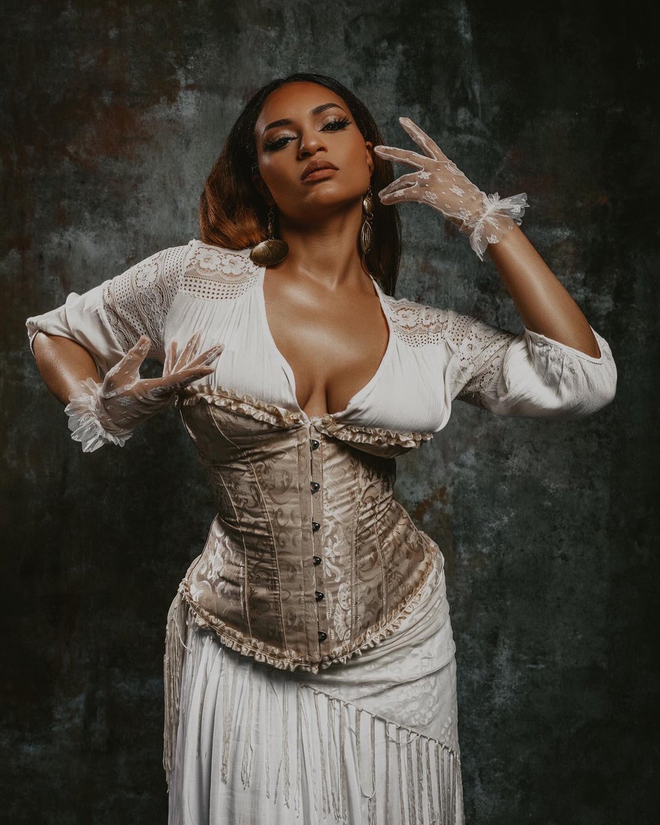 ashleyymolinaa's tweet photo. 🕊 https://t.co/VrNkj3Vz1l