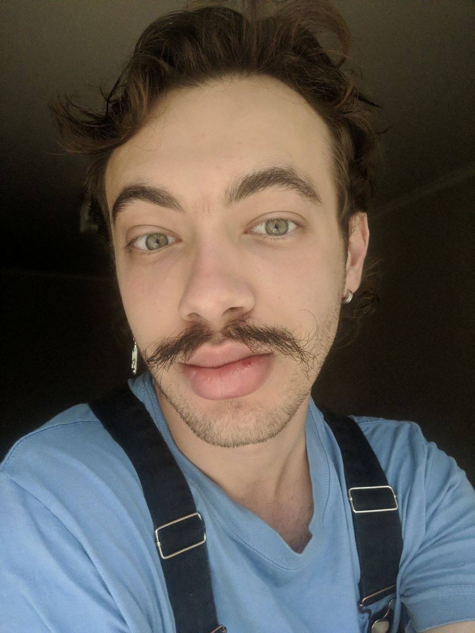 Напад на гея у Києві, який поховав коханого-військового 