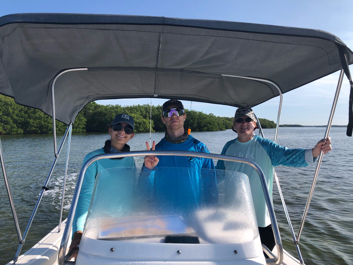 PortSanibel's tweet photo. Enjoying the view! #PortSanibelMarina #Sanibel #BoatRentals #Boating #PortSanibel #Fishingcharters #SWFLBoating https://t.co/HmLe3grd2B