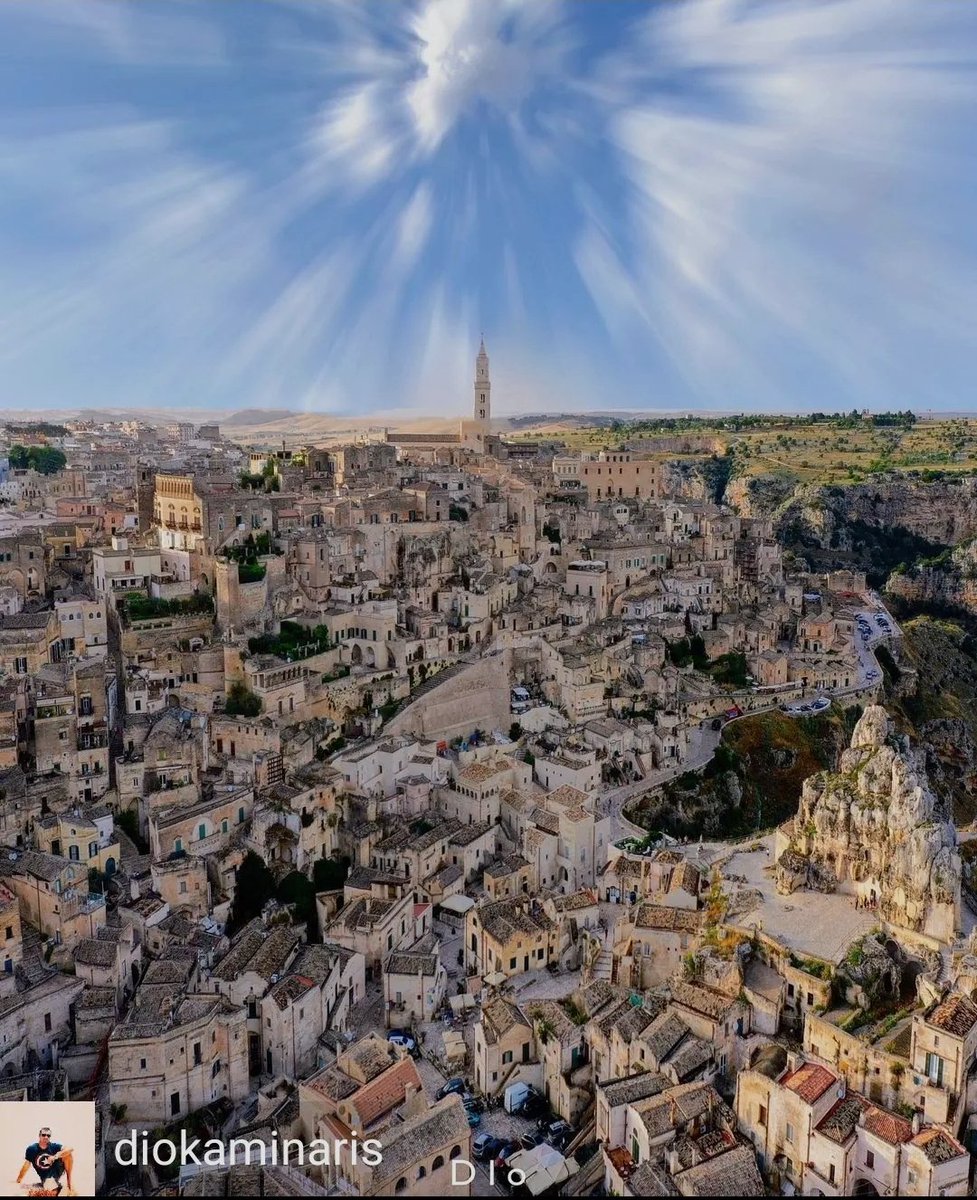 IgersMatera's tweet photo. [#scattodelweekend ]

Ogni volta che osserviamo questo panorama è sempre come la prima: un'emozione indescrivibile ❤

📸 @ diokaminaris 
Condividete i vostri contenuti digitali con noi taggando @ igersmatera e utilizzando gli hashtag
#igersmatera
#igersbasilicata
#igersitalia 😉 https://t.co/jgaSGdWAoF