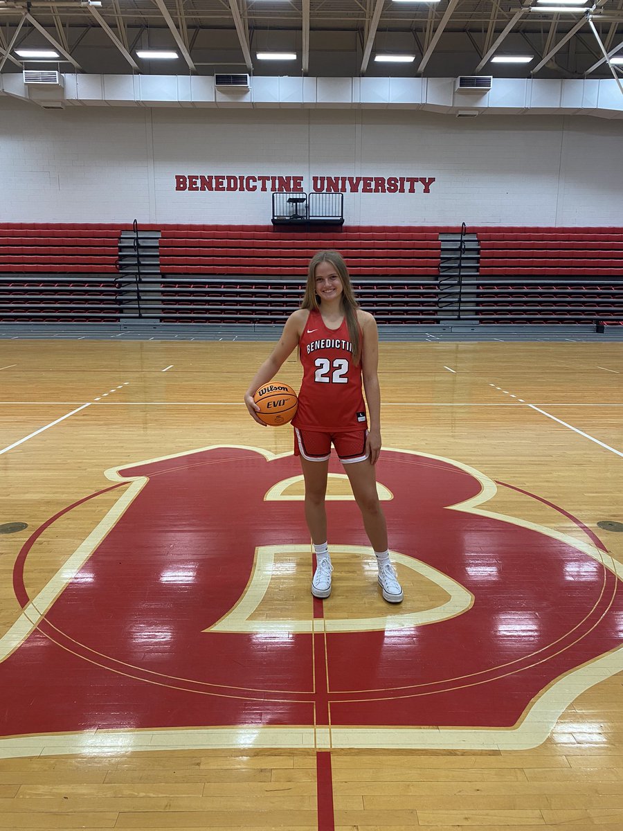 Ava Harwood tweet media