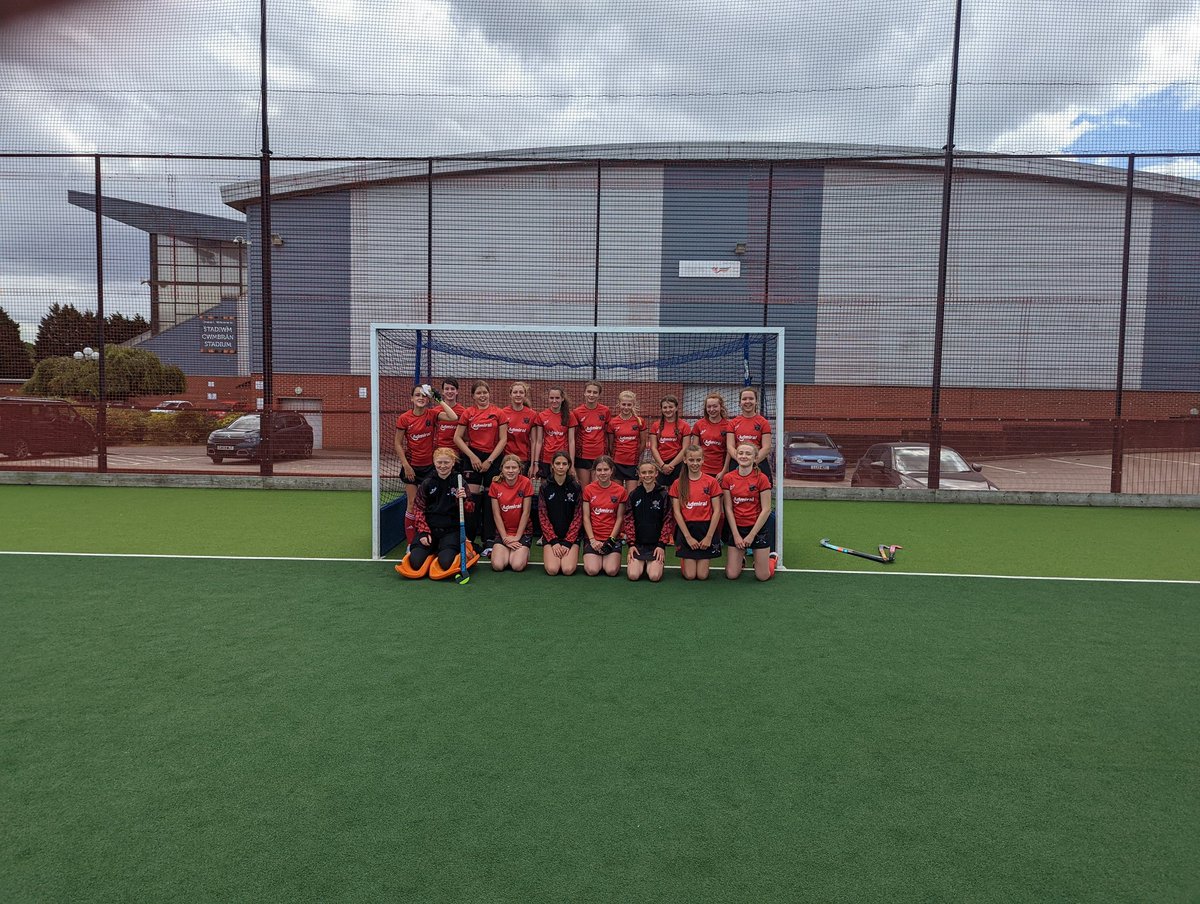 Wow what a game of hockey 🏑 The girls were magnificent and are starting to really gel together as a team.  Thank you <a href="/CheltenhamHC/">Cheltenham Hockey</a> for the game <a href="/SWYHA1/">SWYHA</a>