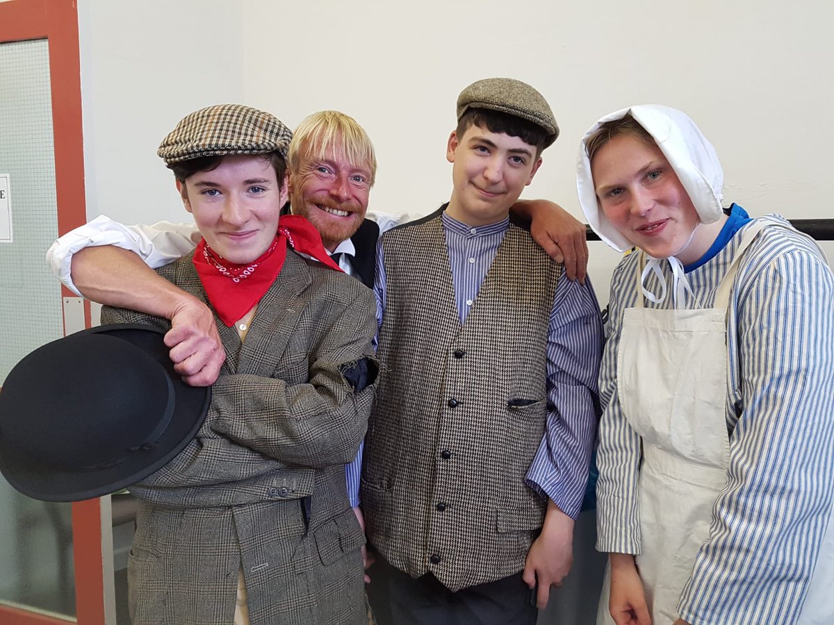 🍀 Good Luck to all the volunteers, including some of our lovely students, who are taking part in a ‘Jubilee at the Workhouse’ performance this afternoon at @RiponMuseums as part of the spectacular @RiponFest22 #RiponTheatreFestival