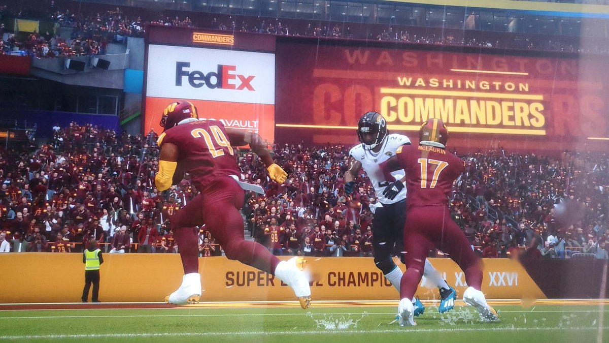 Sign Terry Mclaurin!! 
#HTTC