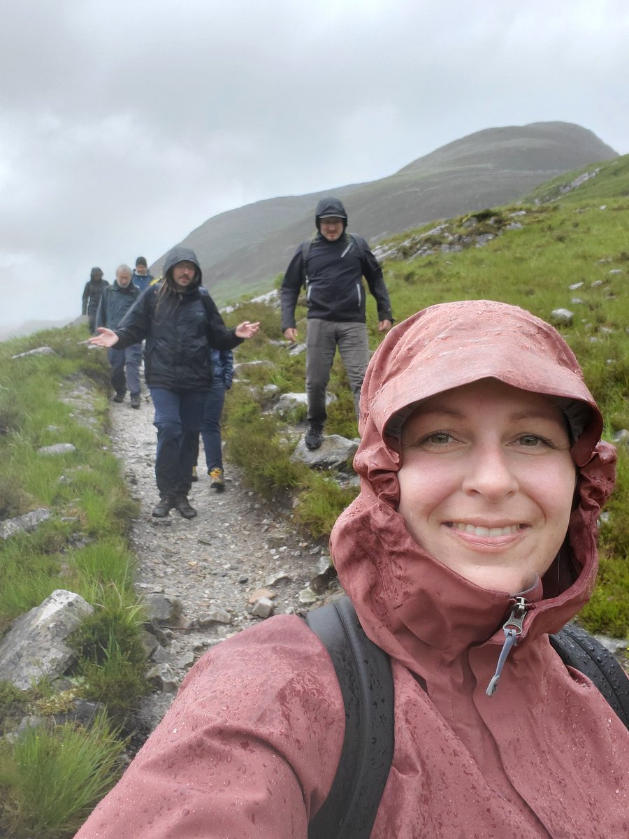 melissajmckay's tweet photo. @SoSayethSimon @JAlbaUnconf @mauricenaftalin @taubenmaedel @Kiview @cayhorstmann @judby_dk What a beautiful hike! https://t.co/fqj1yzwWpD