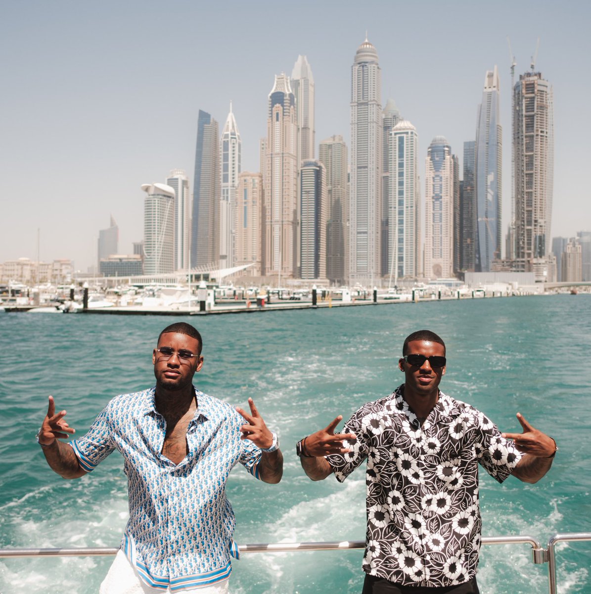 Gini Wijnaldum tweet media