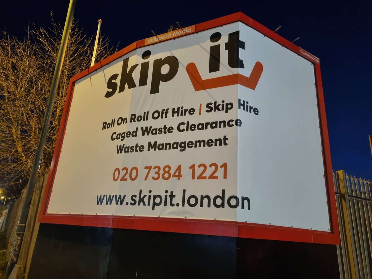 SkipIt69344979's tweet photo. We are based in Surrey. We also cover London. 

Any enquiries please contact us on 
02073841221. 

#skiphire #recycling #waste #rubbish https://t.co/0nb5OEi8vG