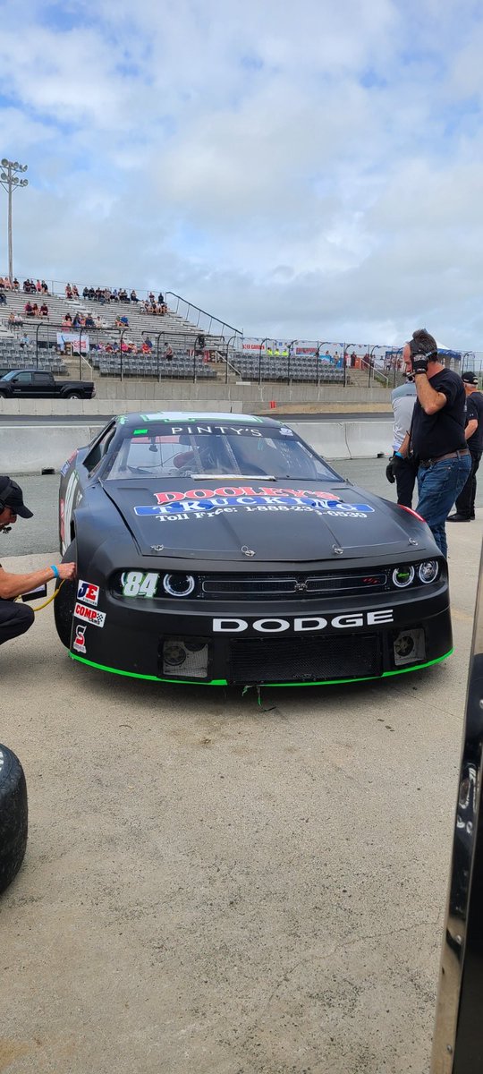 BarryWarren4's tweet image. Eastbound NASCAR delayed yesterday due to rain. But our team is ready for today.