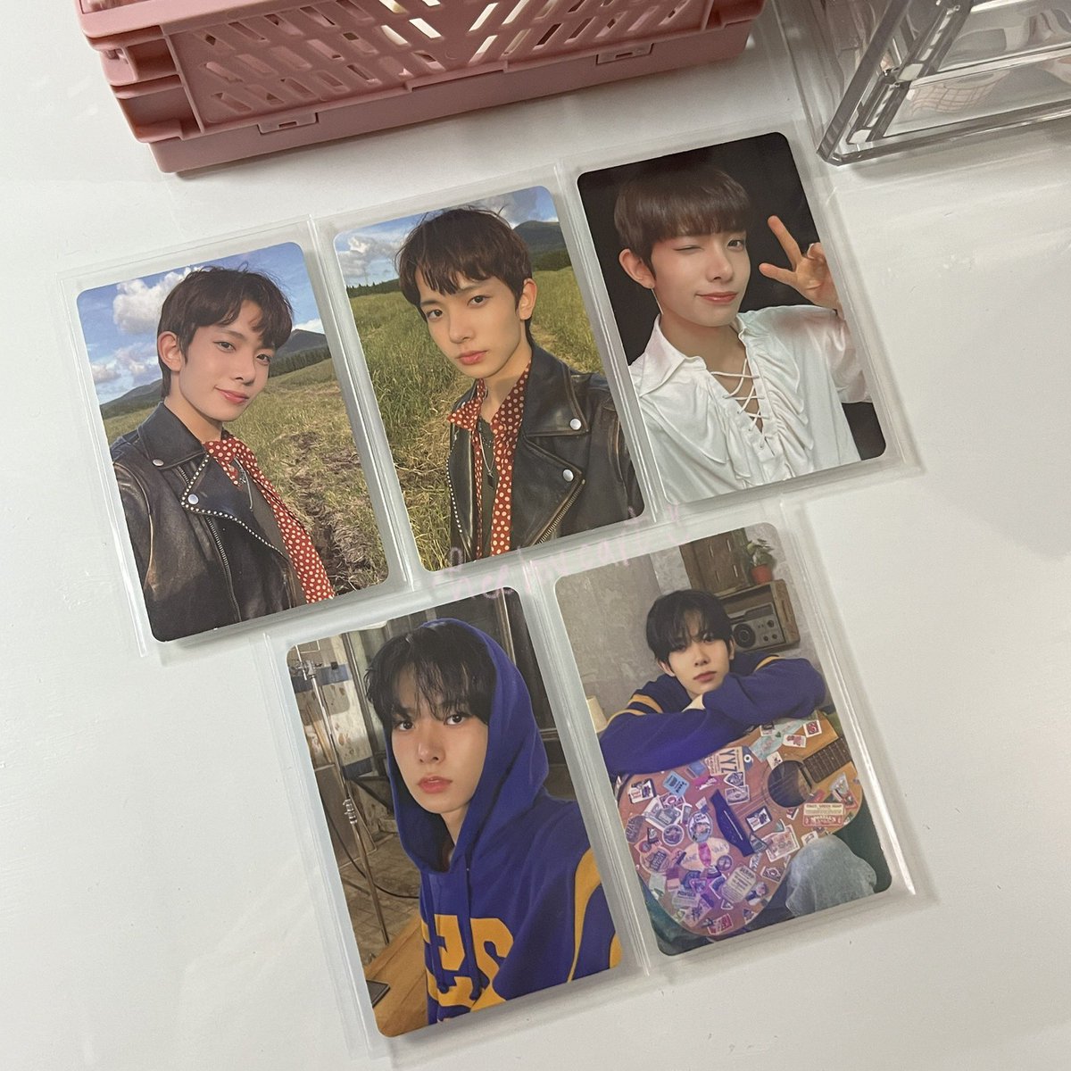 wts lfb ph 

heeseung album pc ◡̈

  — 1700 php + pf 
  — on hand ; dm for condi 
  — payo / 1-3 weeks dop w/ 150 dp 
  — reply / dm to claim

#. heeseung hee bdo dawn dusk hoodie guitar charyb charybdis