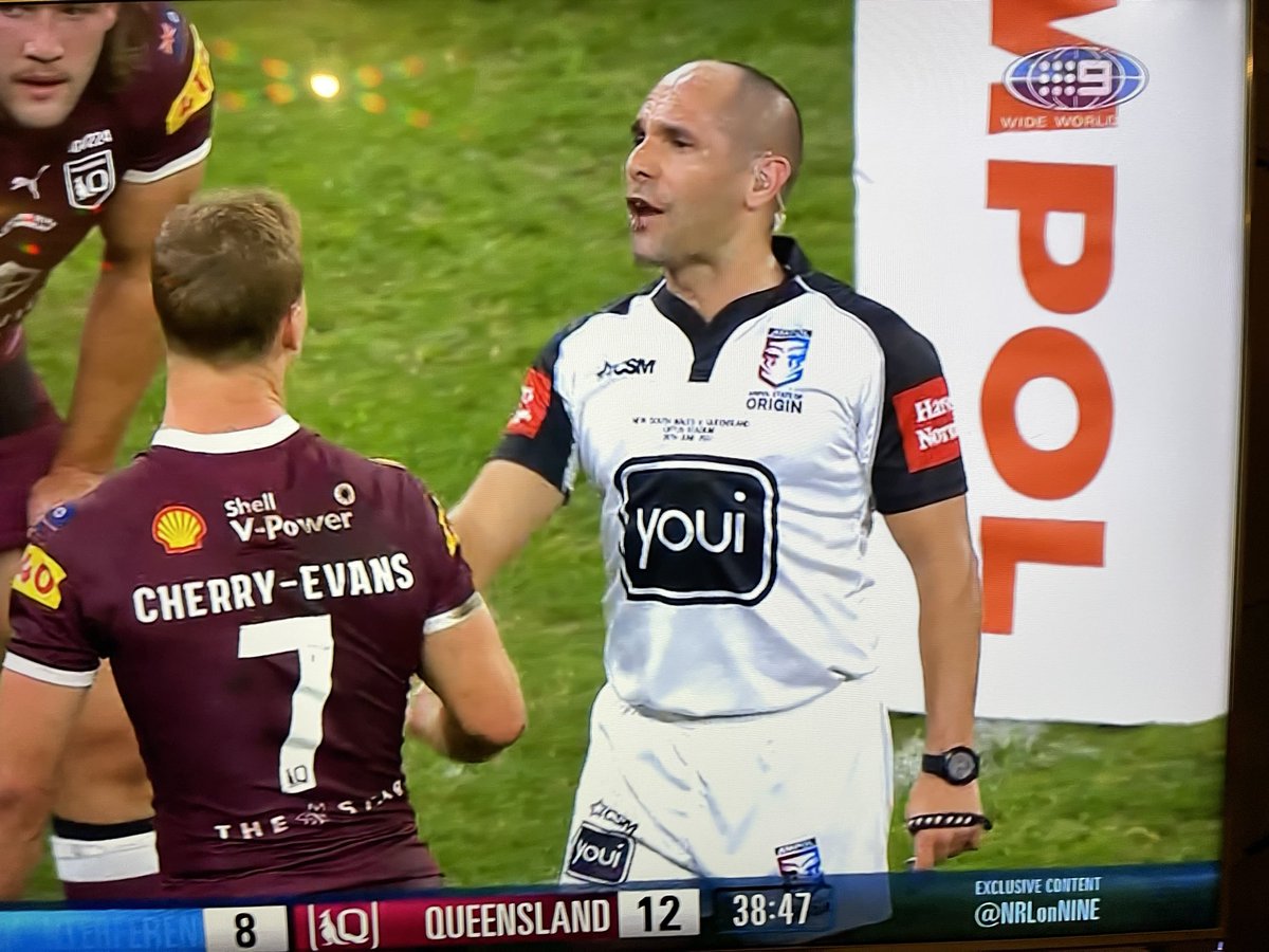 Zuffenhauzzen's tweet image. It it TERRIBLE to see referee #AshleyKlein doing everything in his power to see #NSW win #Origin2 in #Perth #StateofOrigin 🤦‍♂️ @NRL #NRL #rugbyleague ! Very poor form Ashley!! #GoMaroons #GoQueensland #QLDvNSW #9WWOS #Queenslander
