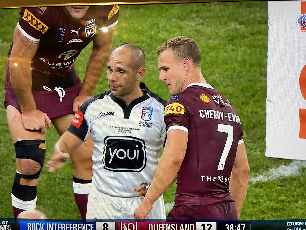 Zuffenhauzzen's tweet image. It it TERRIBLE to see referee #AshleyKlein doing everything in his power to see #NSW win #Origin2 in #Perth #StateofOrigin 🤦‍♂️ @NRL #NRL #rugbyleague ! Very poor form Ashley!! #GoMaroons #GoQueensland #QLDvNSW #9WWOS #Queenslander