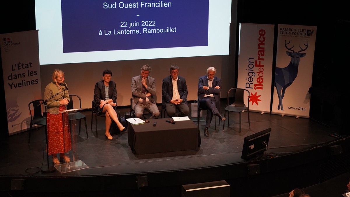 thomasgourlan's tweet photo. Merci à @VMatillon @floghilbert Christophe Buhot Jean Myotte @lyc_bascan_ramb @Greg_Leclercq_ @DacoBello @Guerlain #adecsy #aphie @CCIEntreprendre @guillaumecairou @medef78 @CPME78 @CMAFrance_ #AldiAblis pour leur présence et leurs interventions riches d'enseignements. https://t.co/3ar9CbMcjI