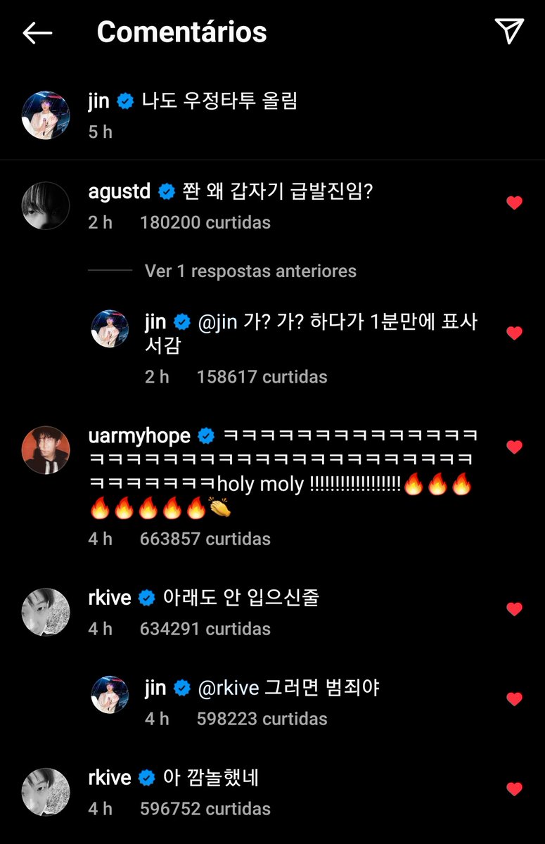 kookflowers's tweet photo. Kim Seokjin postando foto mostrando a tatuagem de 7, o Yoongi comentando 'o que há com o comportamento repentino?', o Hoseok chocado, o Namjoon falando que achava que ele estava sem calças e o Jin respondendo o Nam com "se fosse seria um crime"; apenas o Bangtan no Instagram kkkk https://t.co/b1zUQC9kJR
