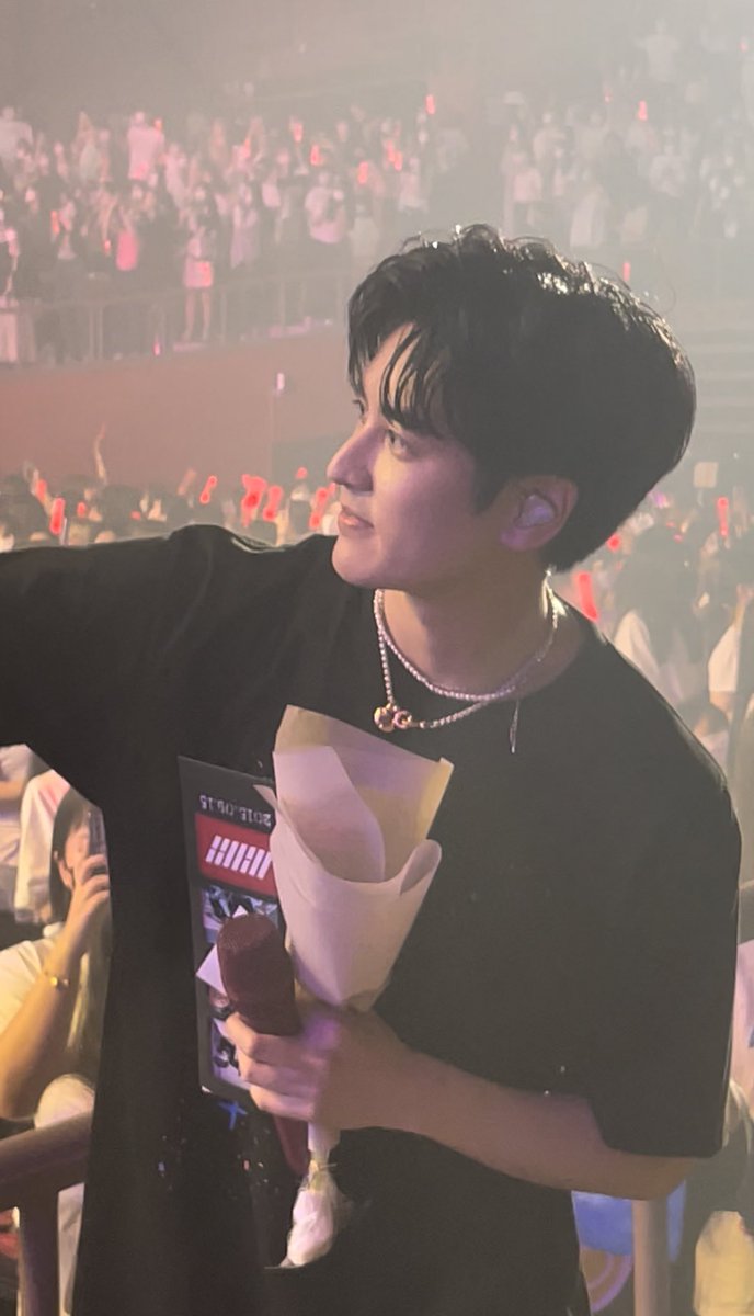 chansarango's tweet photo. 찬우야 ㅠㅠㅠㅠㅠㅠ🥺🥺🥺

#iKON #찬우 https://t.co/SOhXS5Xt8s
