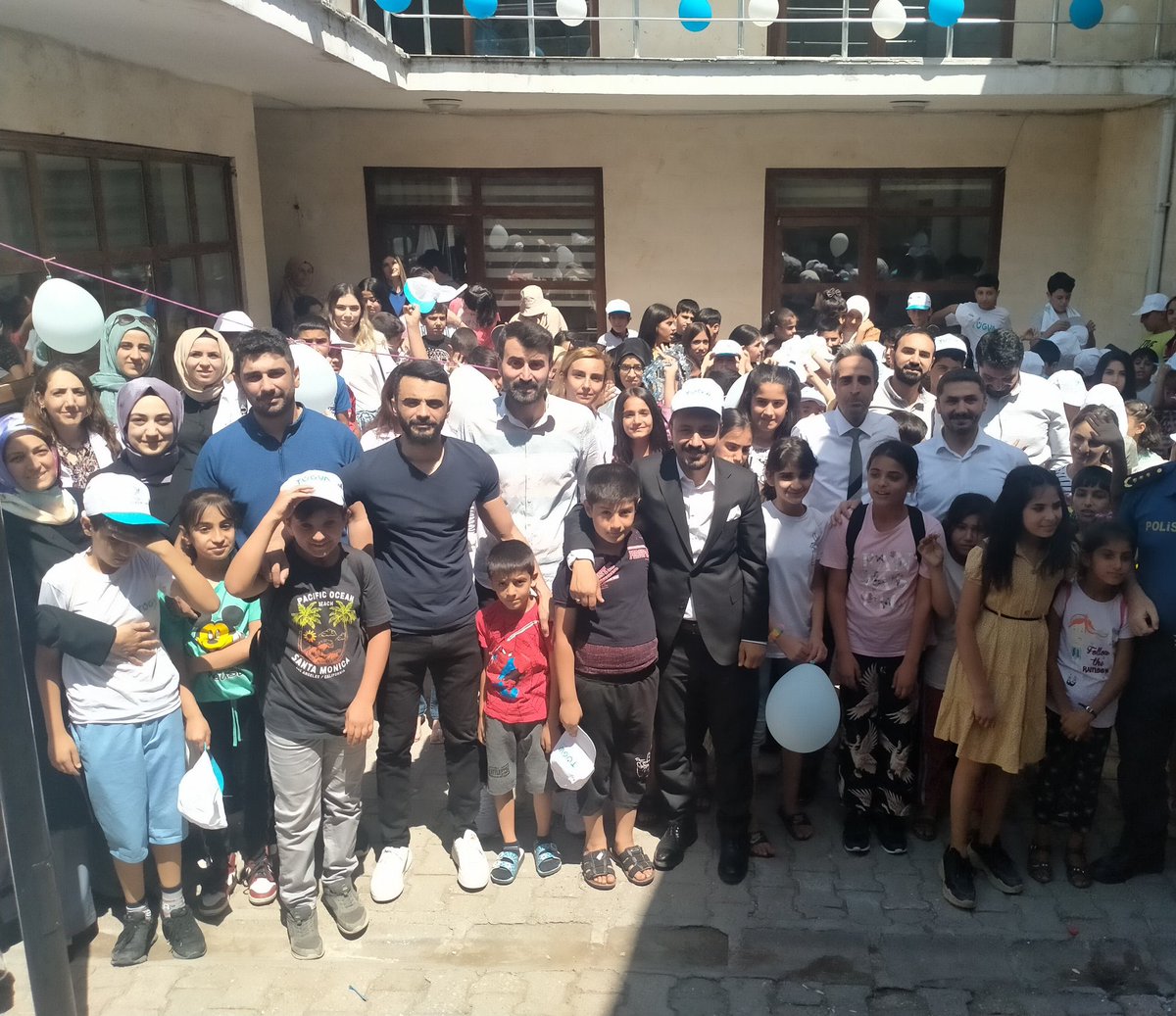 Gelecek var TÜGVA’da;

Gelecek var EyüpSultan’da, 😎
Gelecek var Ergani’de…💪

#İlçelerSahadaGençlerTÜGVAda