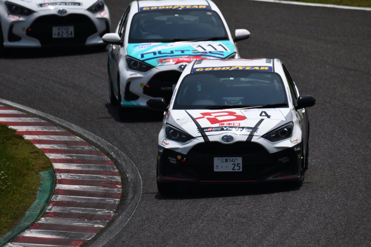 Suchiru093's tweet photo. Yaris Cup 2022
西日本シリーズ第4戦
No.4
#鈴鹿クラブマンレース #ヤリスカップ #ヤリス #TGR #BRIED #鈴鹿サーキット https://t.co/kjXDbx56QG