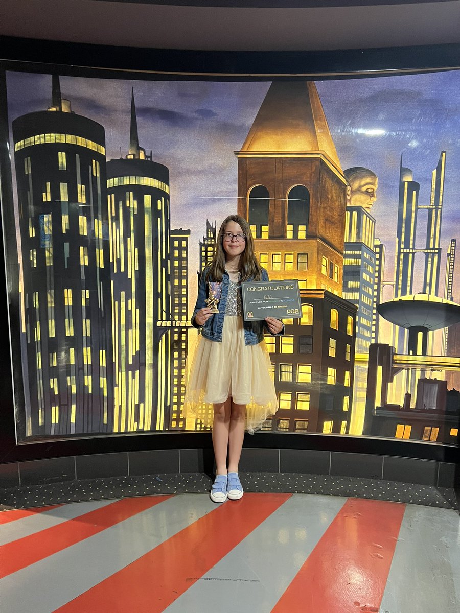 LisaColgan's tweet photo. EH was very happy to win the Musical Theatre Singing Award this morning at the PQA Lichfield cinema screening and awards ceremony. Well done E, we are very proud 🎭🎙🎵🏆. @Class5Highpri https://t.co/wMjm87XOMb