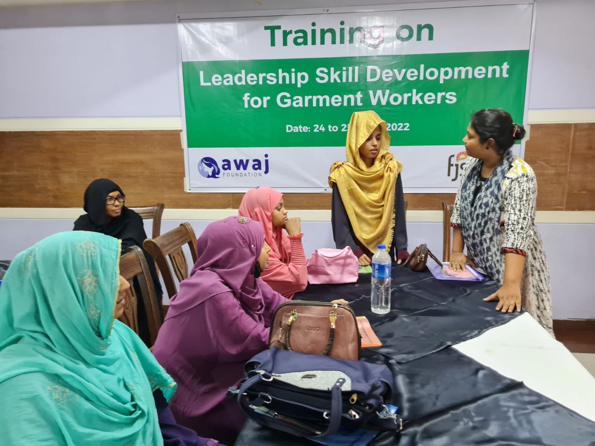 Awaj_fdn's tweet photo. On both 24th and 25th June, @Awaj_fdn &amp; @FJS have organised training on Leadership skill development for the RMG workers. Through these training the workers will learn about leadership skill, advance negotiation &amp; so on. https://t.co/S6rvnzRvdI