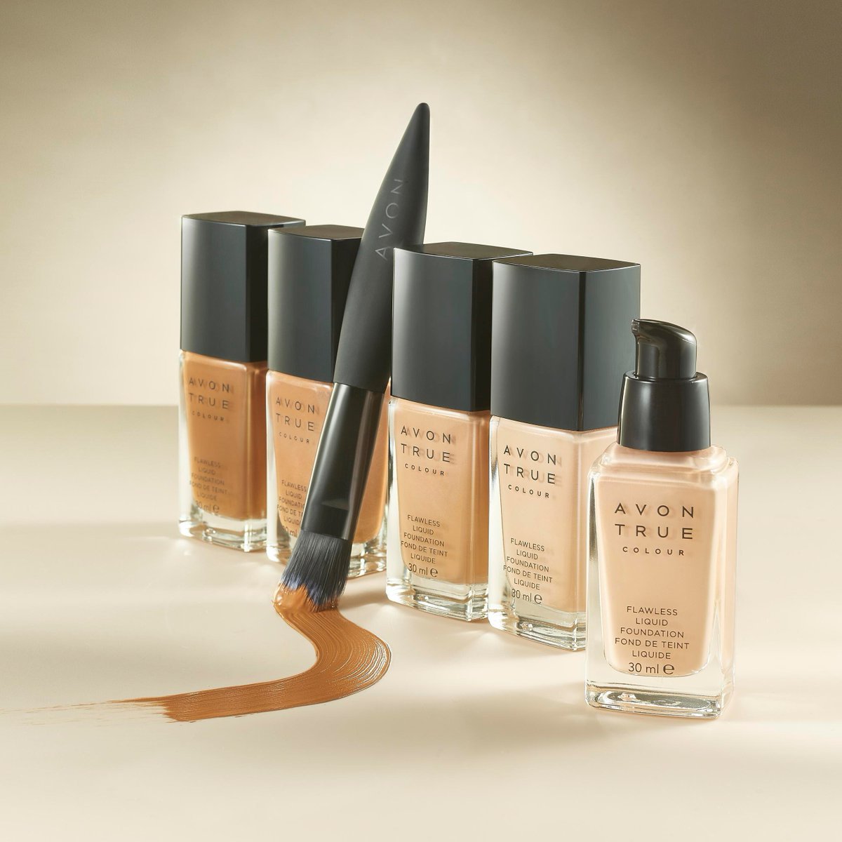 EilidhJennifer's tweet photo. F is for… Foundation!
Got yourself a new foundation but not sure which brush or sponge is best for application? 🤔
For an incredible blend, try using a sponge.
https://t.co/WJy6tL5YpW
#BeautyAZ #FoundationTips #Avon https://t.co/pGTqpCwF61