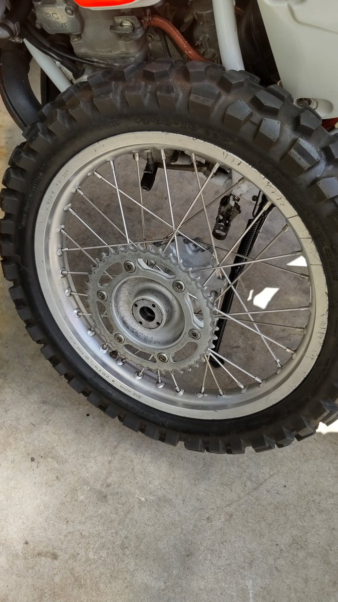 SR400__2H6's tweet photo. #CRM250R
#スポーク
#張り替え
やっとスポーク張り替えました。 https://t.co/RXDZj72pYN