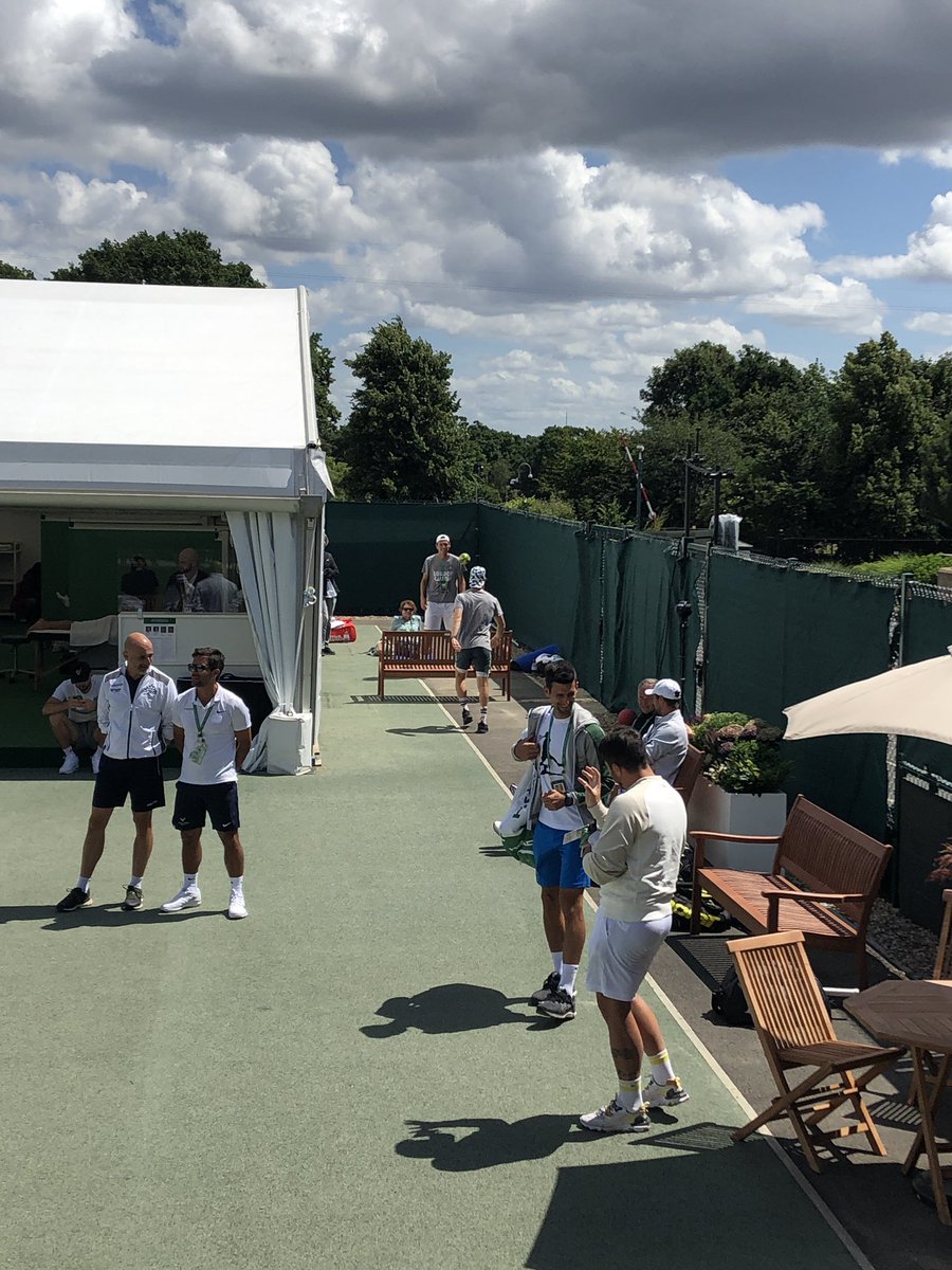 ozmo_sasa's tweet photo. Reunion 😂 #Djokovic #Tipsarevic https://t.co/bd0eUctE9a