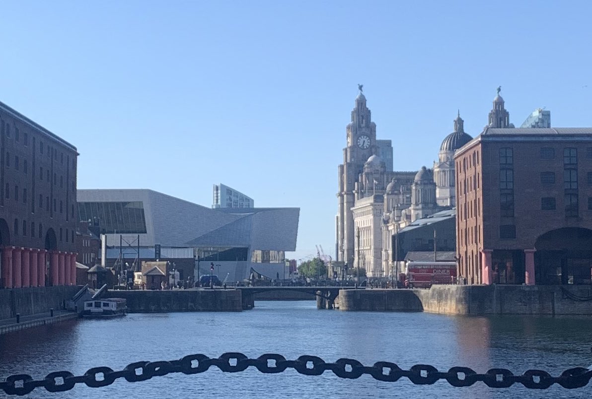 Sarah Rayner tweet media