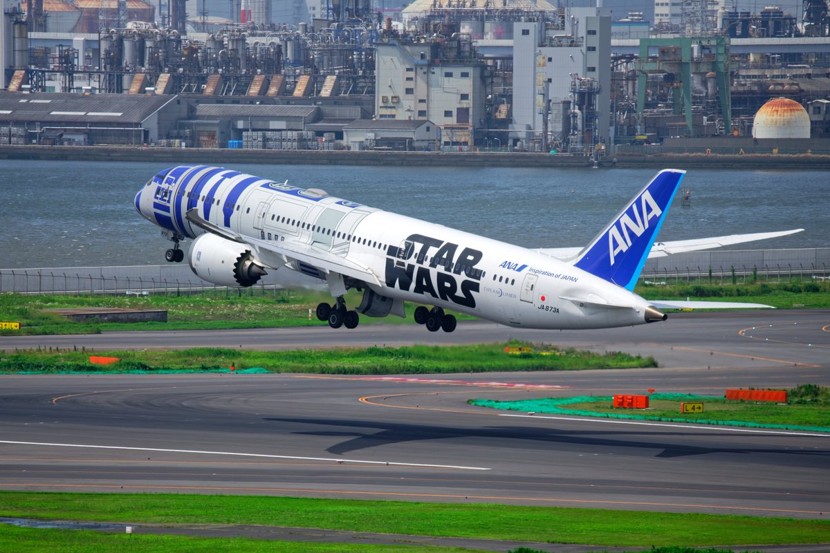 航空機ロマン Fred Afa Twitter