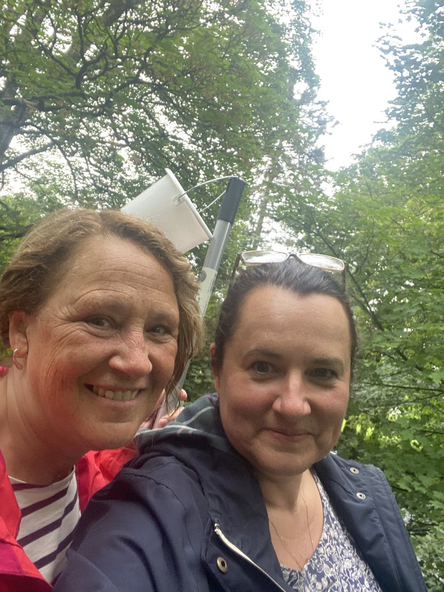 interesting morning taking part in the #BigWindermereSurvey #CitizenScience - getting real data about water quality in #windermere hats off to <a href="/freshwaterbio/">Freshwater Biological Association (FBA)</a> &amp; partners incl us <a href="/lakesfoundation/">Lake District Foundation</a>