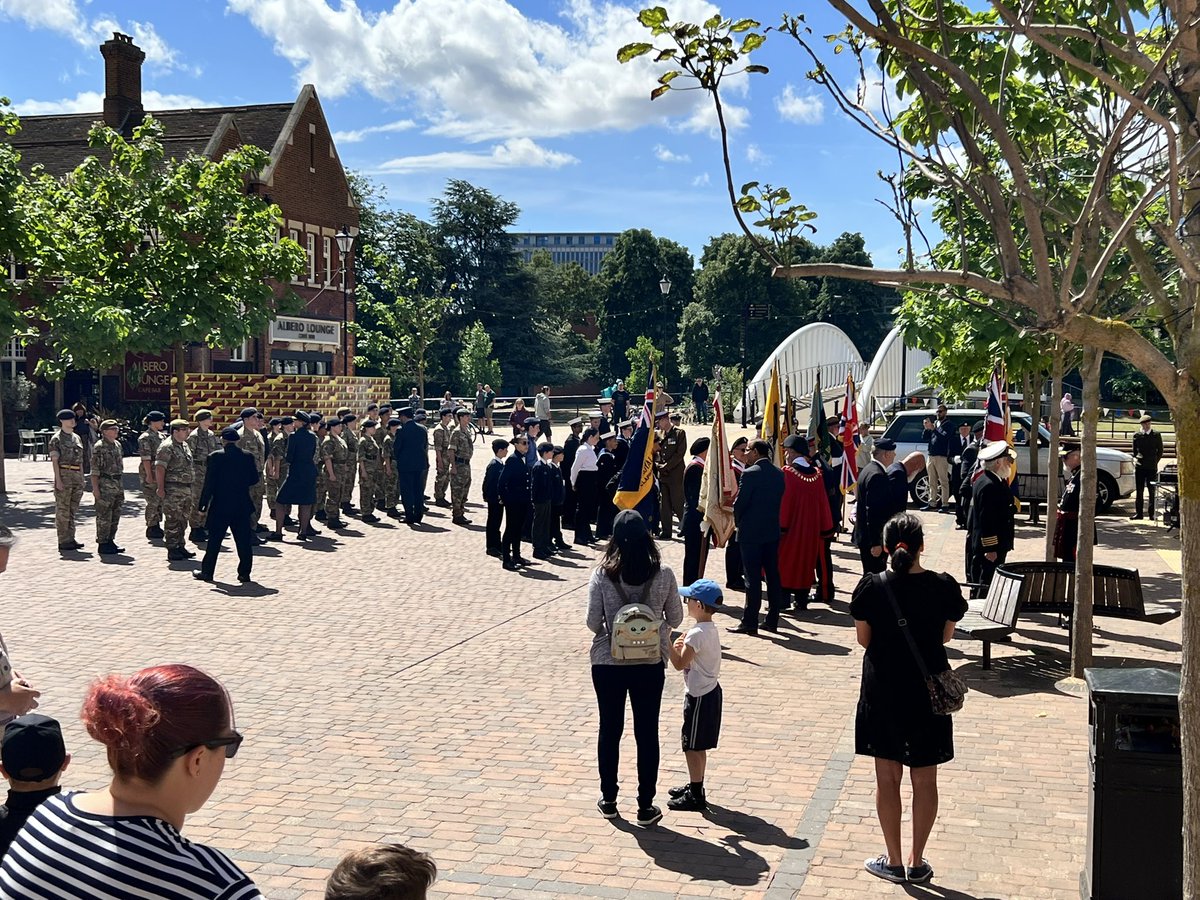 HarpurCentre's tweet image. On until 4pm, visit Bedford’s Armed Forces Day for free fun, dancing and more in Harpur Square! #ArmedForcesDay2022