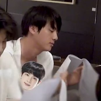 SummerJinnie's tweet photo. When bangtan editor found out .. 

#석진 #방탄소년단진 #seokjin https://t.co/EFlBo6APpv