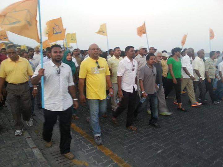 އެމްޑީޕގެ 17 ވަނަ އަހަރީ ދުވަހުގެ ތަހުނިޔާ <a href="/MDPSecretariat/">MDP Secretariat</a> ލޮބުވެތި މެންބަރުންނަށާއި އެމްޑީޕީއަށް ތާއީދުކުރައްވާ އެންމެހާ ބޭފުޅުންނަށް އަރިސްކުރަން .