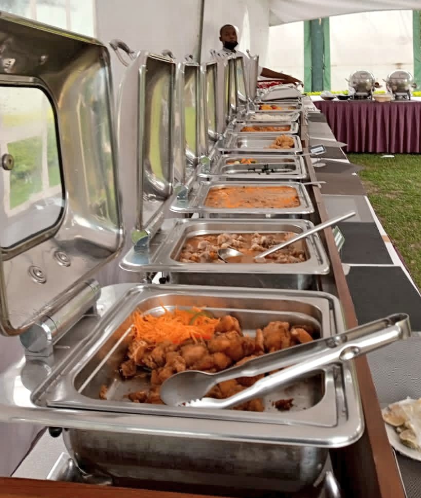 Igongocc's tweet photo. #Sundays at #Igongo Our chefs are on ground and ready to serve you this afternoon! Have you had lunch today? #VisitIgongo https://t.co/emJz3Mf58s