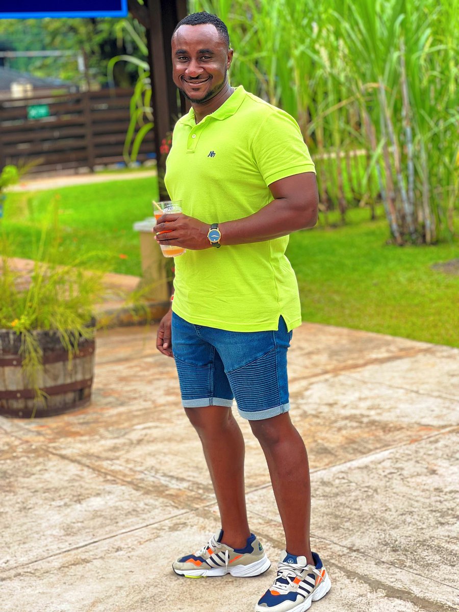 aneikaangus's tweet photo. Happy Birthday to the #ContainerKing, #ChairFace, #TroubleDon, #1800, #RichDaddy aka @ThisisPreki.
I know youβre gonna go all out to celebrate this one. π« https://t.co/oy9656fR5K