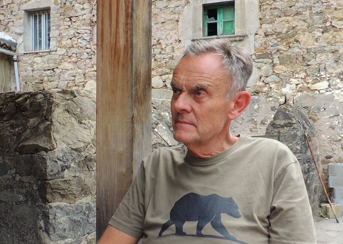 Cómo apoya la protección del oso en #Asturias el #filántropo inglés Paul Lister, quien preside la fundación ambiental <a href="/NatureTrustEU/">The European Nature Trust</a> y financia <a href="/fundacionoso/">Fundación Oso Pardo</a>
📰terabithia.es/https-terabith…

El mayor éxito de recuperación de una especie en peligro de extinción
🟢theeuropeannaturetrust.com/searching-for-…