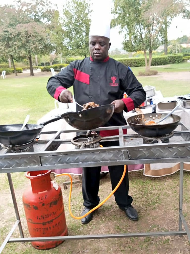 Igongocc's tweet photo. #Sundays at #Igongo Our chefs are on ground and ready to serve you this afternoon! Have you had lunch today? #VisitIgongo https://t.co/emJz3Mf58s