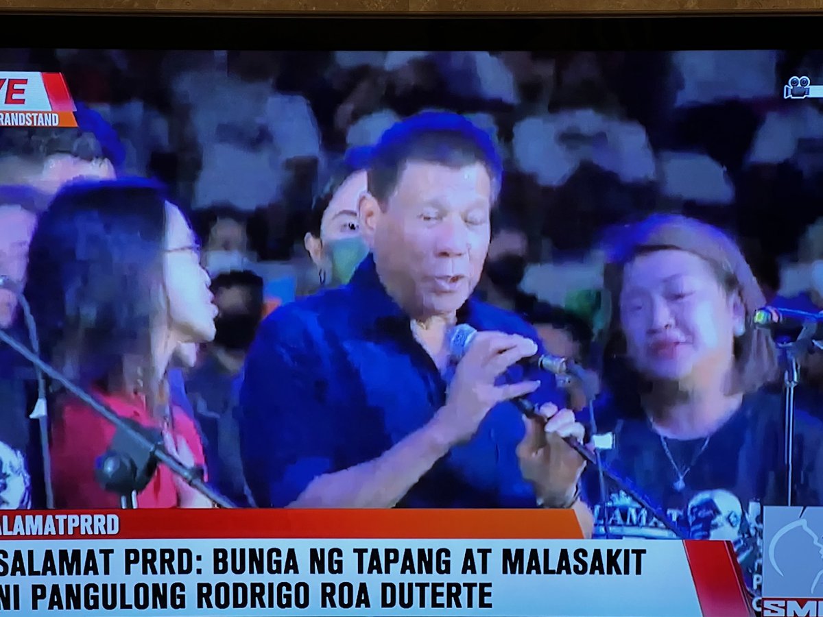 pagezh's tweet photo. PRD sings Fill the world with love—with the Health Frontliners https://t.co/kV32zTwLu1