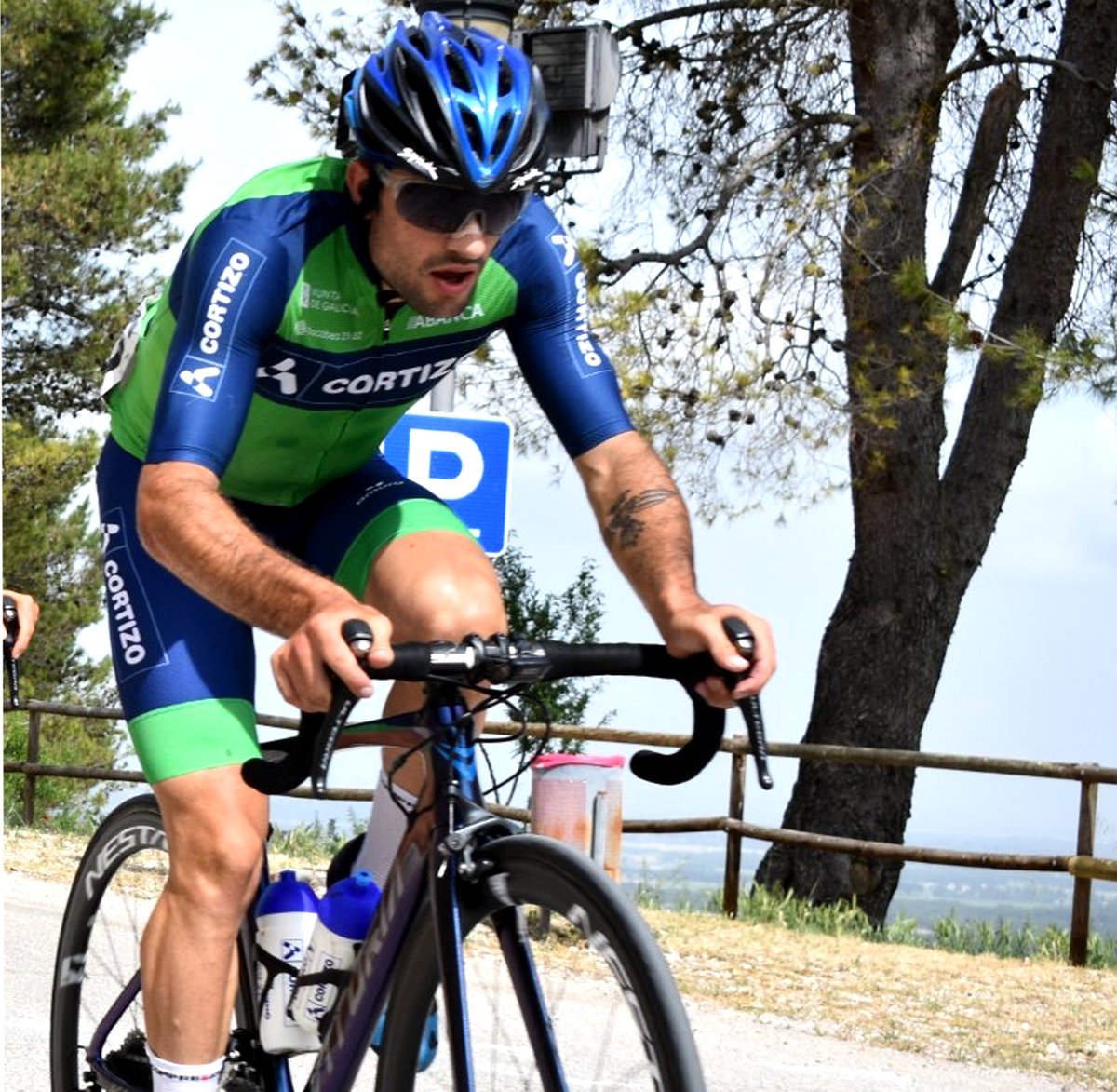 ccpadrones's tweet photo. IÑIGO GONZÁLEZ CAMPEÓN DE ESPAÑA!!!!!!
El corredor vizcaíno fue capáz de vencer al sprint a Xavi Cañellas y se convierte en CAMPEÓN DE ESPAÑA Elite!!!! https://t.co/8h8pmNzMJj