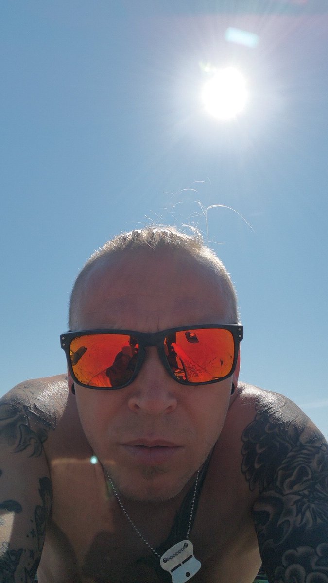 Roukala75's tweet photo. Kalajoen hiekat, kyllä täällä tarkenee🌞 https://t.co/6mnXALJXrN