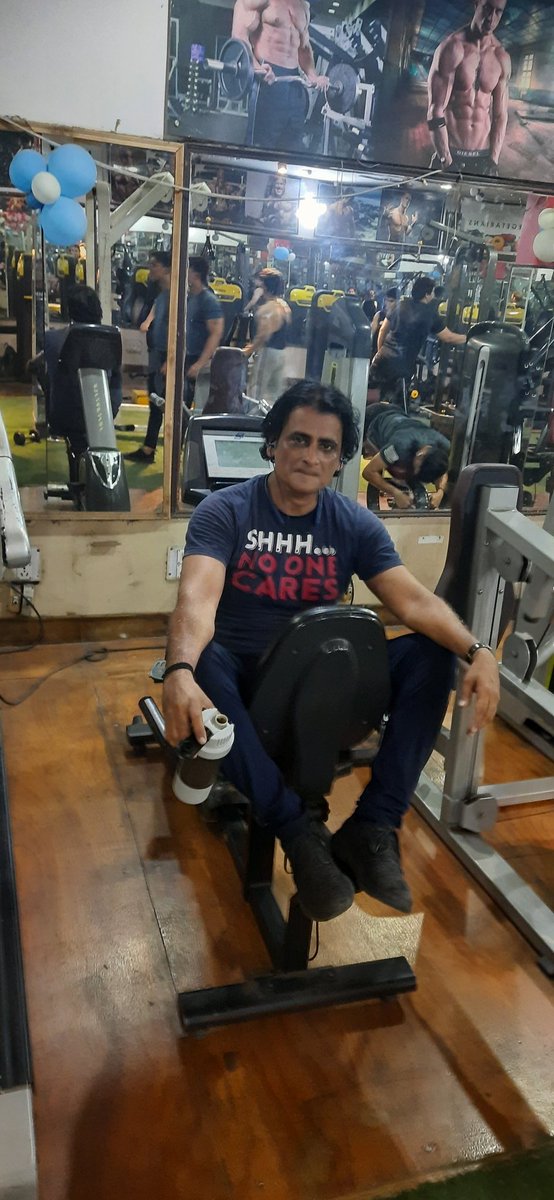 hareshvaranjani's tweet photo. Some happy moments of self pampering and self love after decent workout
#gym #gymmodels #Bollywood #bollywoodactor #BollywoodFashion https://t.co/lOOlnvAhtV